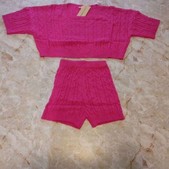 Junior/Misses- 2pc Fuchsia Sweater Set - Picture 2 of 10